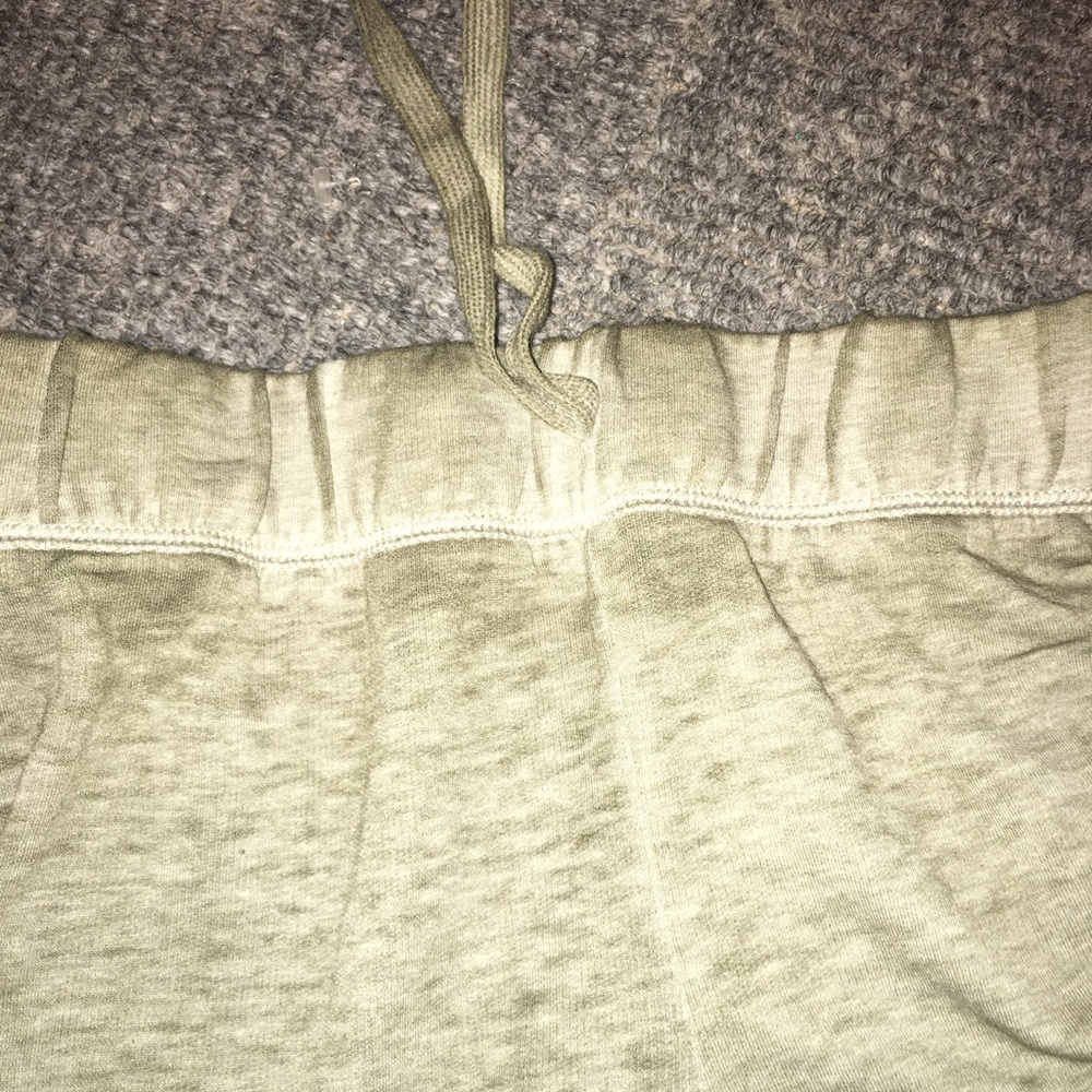Joggers - Picture 4 of 4
